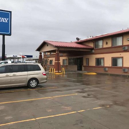 Rodeway Inn Moriarty Экстерьер фото